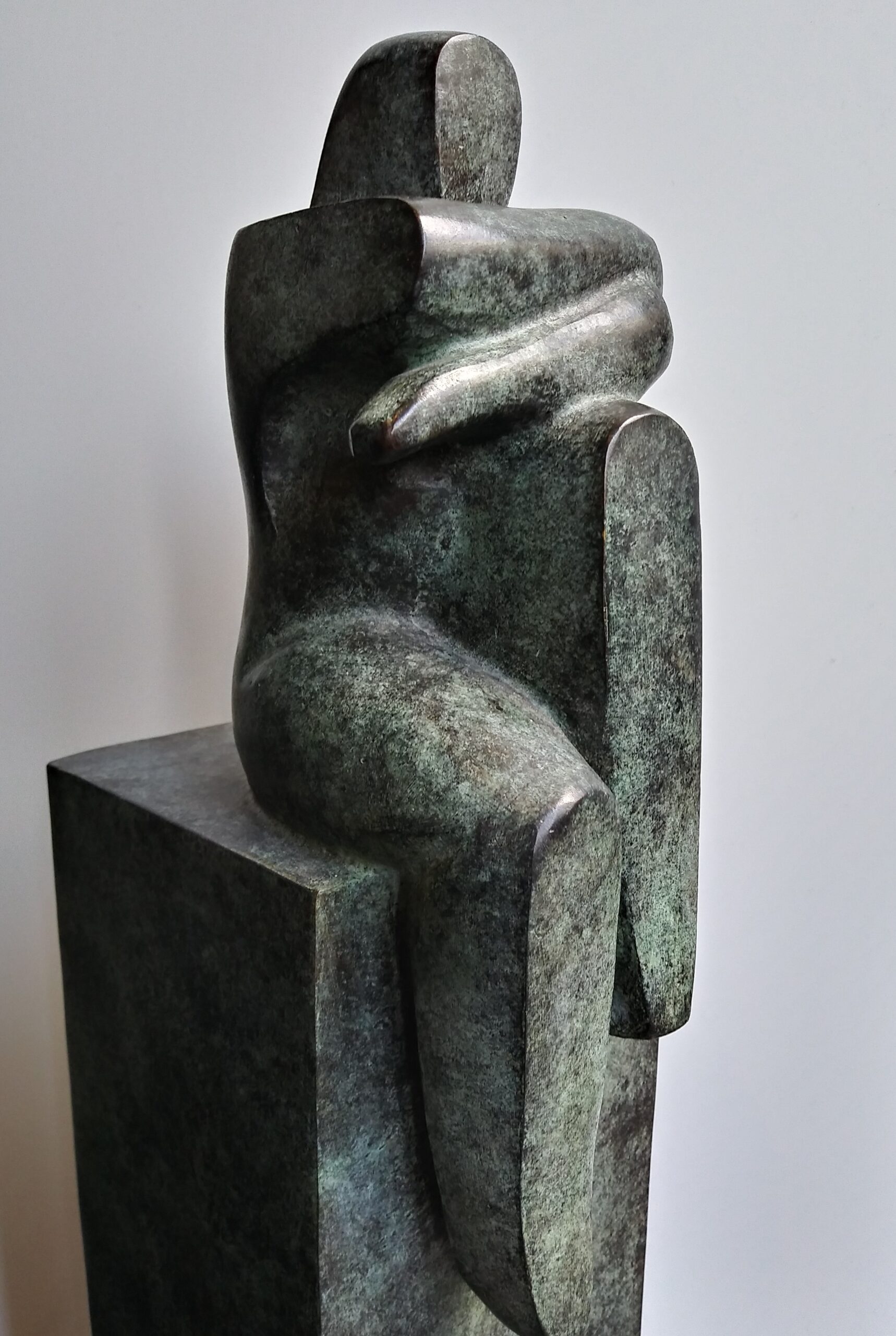 Toestand knelpunt vruchten Vrouw op sokkel - gepatineerd brons | Kunsthuizen