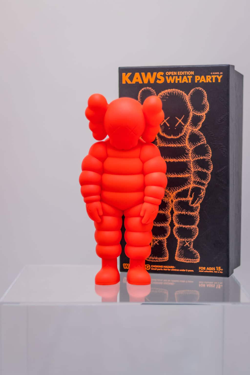 新品　KAWS WHAT PARTY orange カウズ supreme